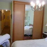 Centre *