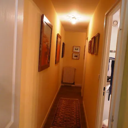 Centre *